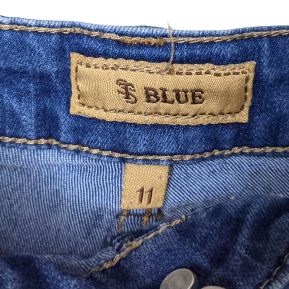 STS Blue High Waisted Jean Shorts 👖✨ - Picture 3 of 9